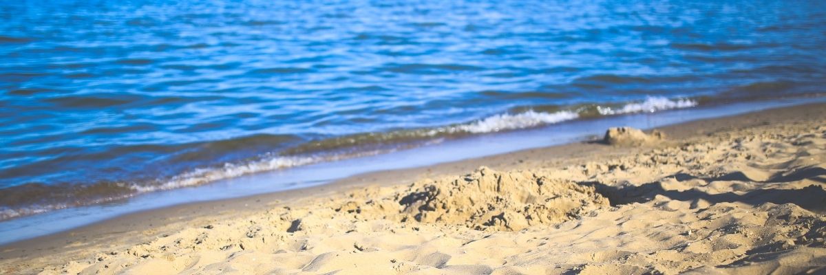 Deniz Tuzlu Plaj Saçı İçin Bronz Etkili Dokular Oluşturma Rehberi